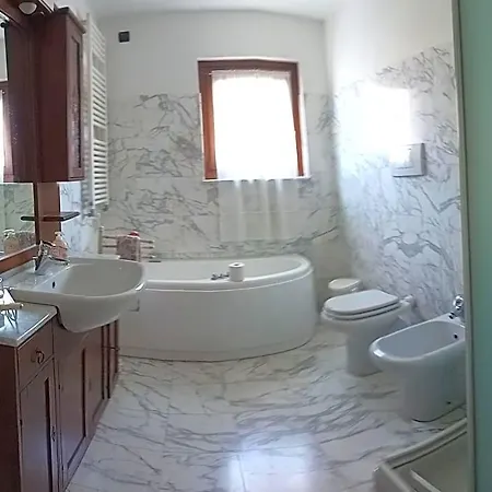 Dosso Quarel Bed & Breakfast 4*