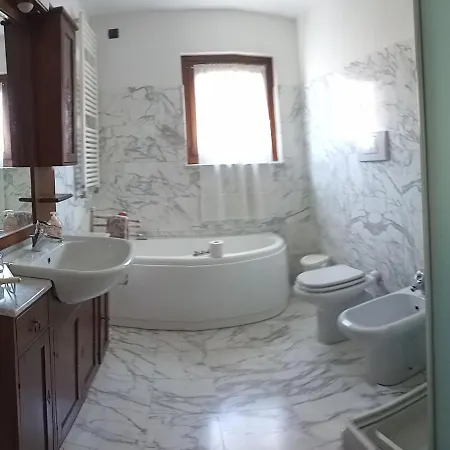 Bed & Breakfast Dosso Quarel 4*